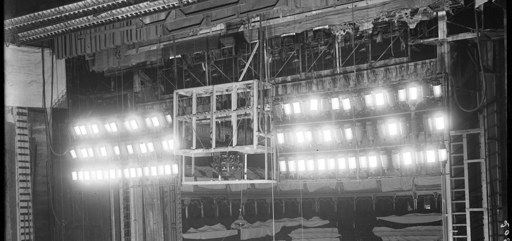 Éclairage scénique du Théâtre du Châtelet : lanternes d’horizon et appareils à nuages - 1929 - BnF, département des Arts du spectacle, fonds Clémançon