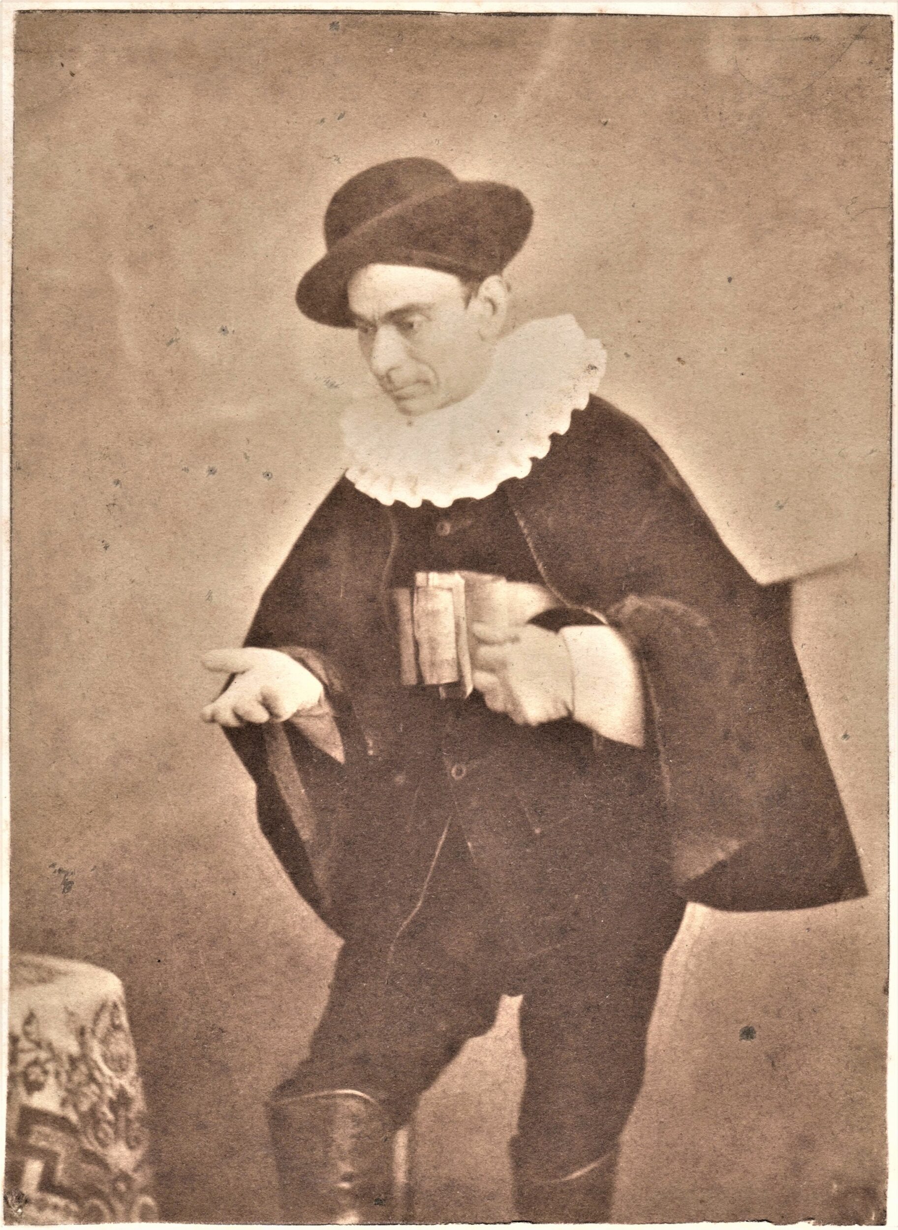 Cliché Julien Vallou de Villeneuve, 1853 ou 1854. Régnier dans le rôle de Crispin dans Le Légataire universel